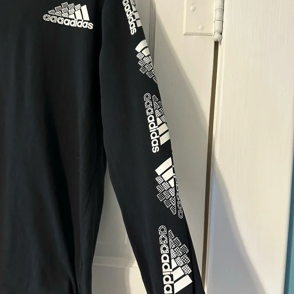 Youth Adidas Longsleeve Tshirt
